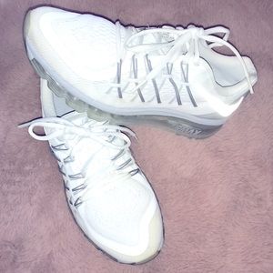 Nike Airmax worn 1 time!